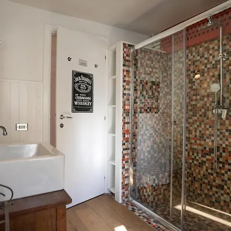 Bright And Spacious Penthouse With Private Terrace 公寓 *